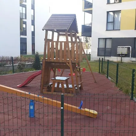 Ultracentral 5* Boutique Style Apartment. Brand New. 2 Rooms. Spacious. Free Parking