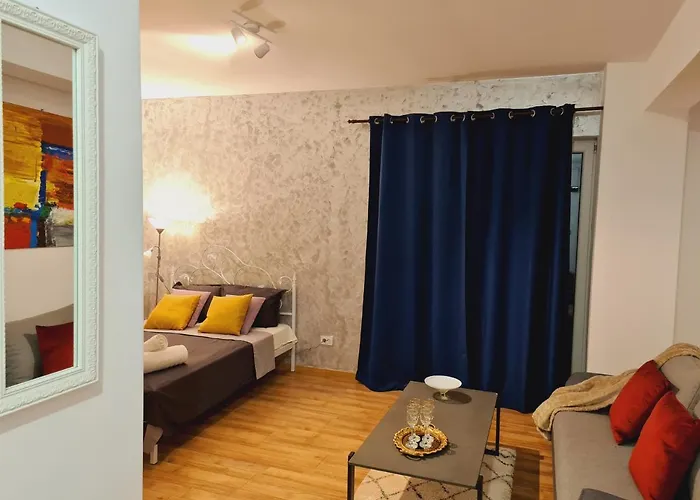 Ultracentral 5* Boutique Style Apartment. Brand New. 2 Rooms. Spacious. Free Parking Kluž