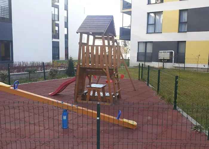 Ultracentral 5* Boutique Style Apartment. Brand New. 2 Rooms. Spacious. Free Parking