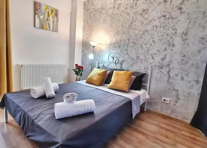 Ultracentral 5* Boutique Style Apartment. Brand New. 2 Rooms. Spacious. Free Parking Apartmán