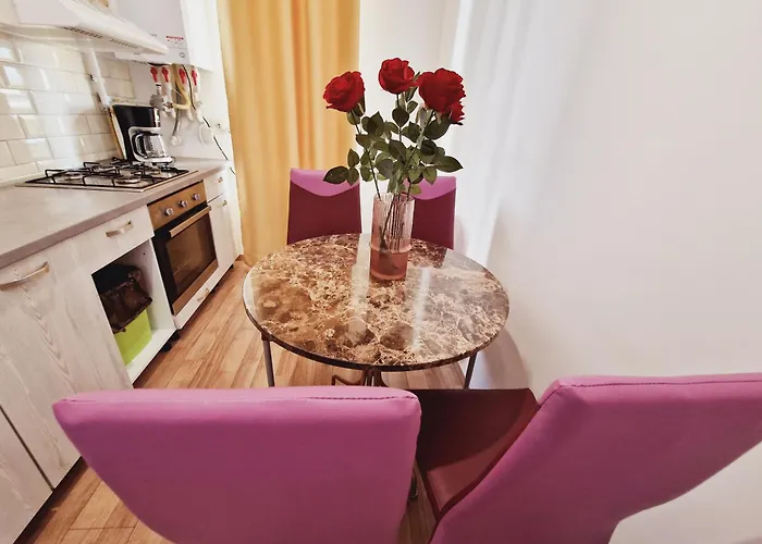 Apartament Ultracentral 5* Boutique Style Apartment. Brand New. 2 Rooms. Spacious. Free Parking