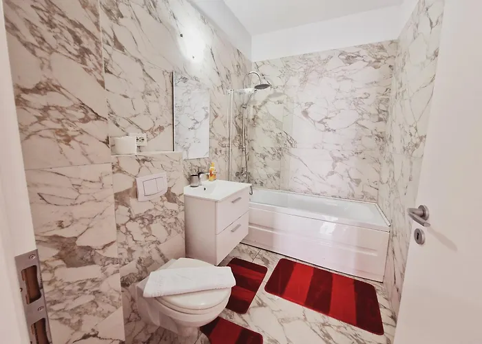 Ultracentral 5* Boutique Style Apartment. Brand New. 2 Rooms. Spacious. Free Parking * Kluž