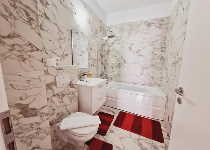 Apartament Ultracentral 5* Boutique Style Apartment. Brand New. 2 Rooms. Spacious. Free Parking *